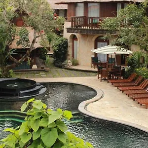 **** Tatil parkı Dewani Endonezya