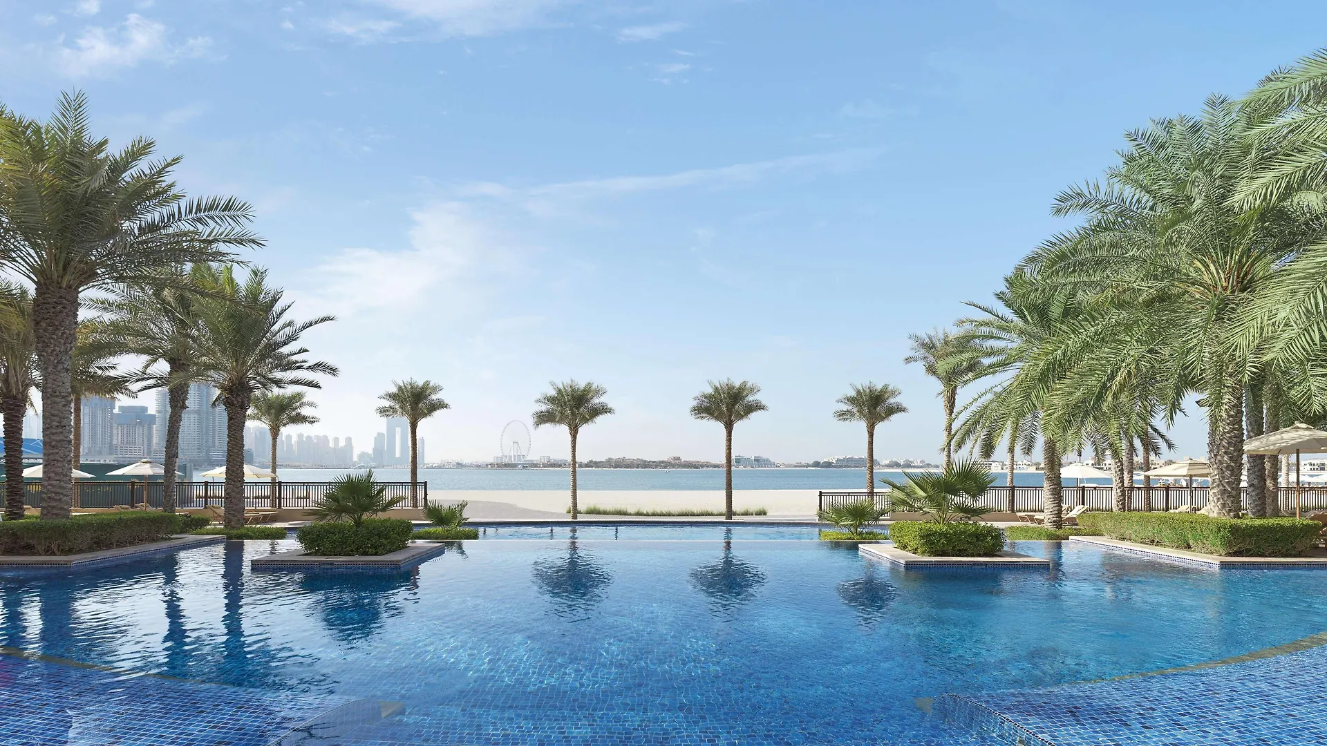 ***** Resort Fairmont The Palm Hotel Dubai United Arab Emirates